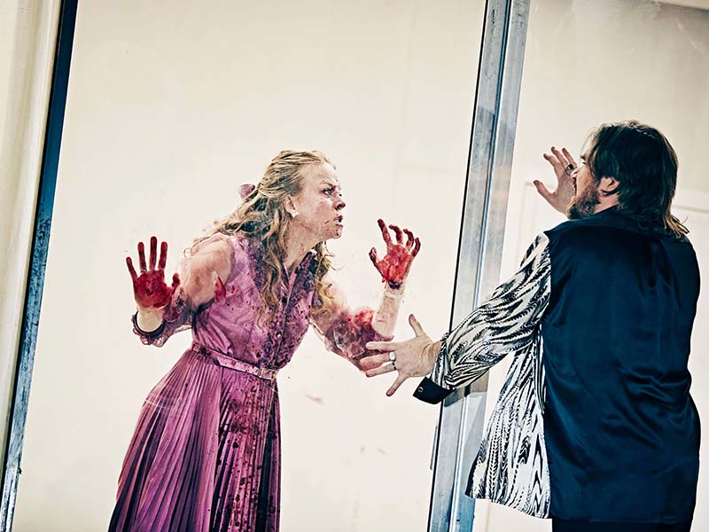 <strong>Medea</strong> von Euripides <br>Regie: Sigrid Strøm Reibo
                         - Royal Danish Theatre, Kopenhagen - 2022 - Photos: Emilia Therese